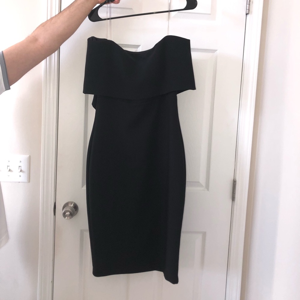 Black off the shoulder midi tight dress